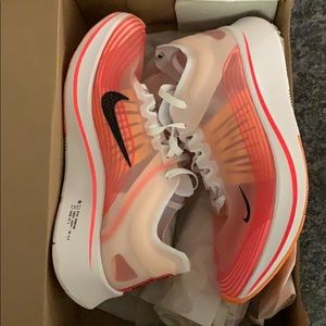 Women’s Nike Zoom Fly SP